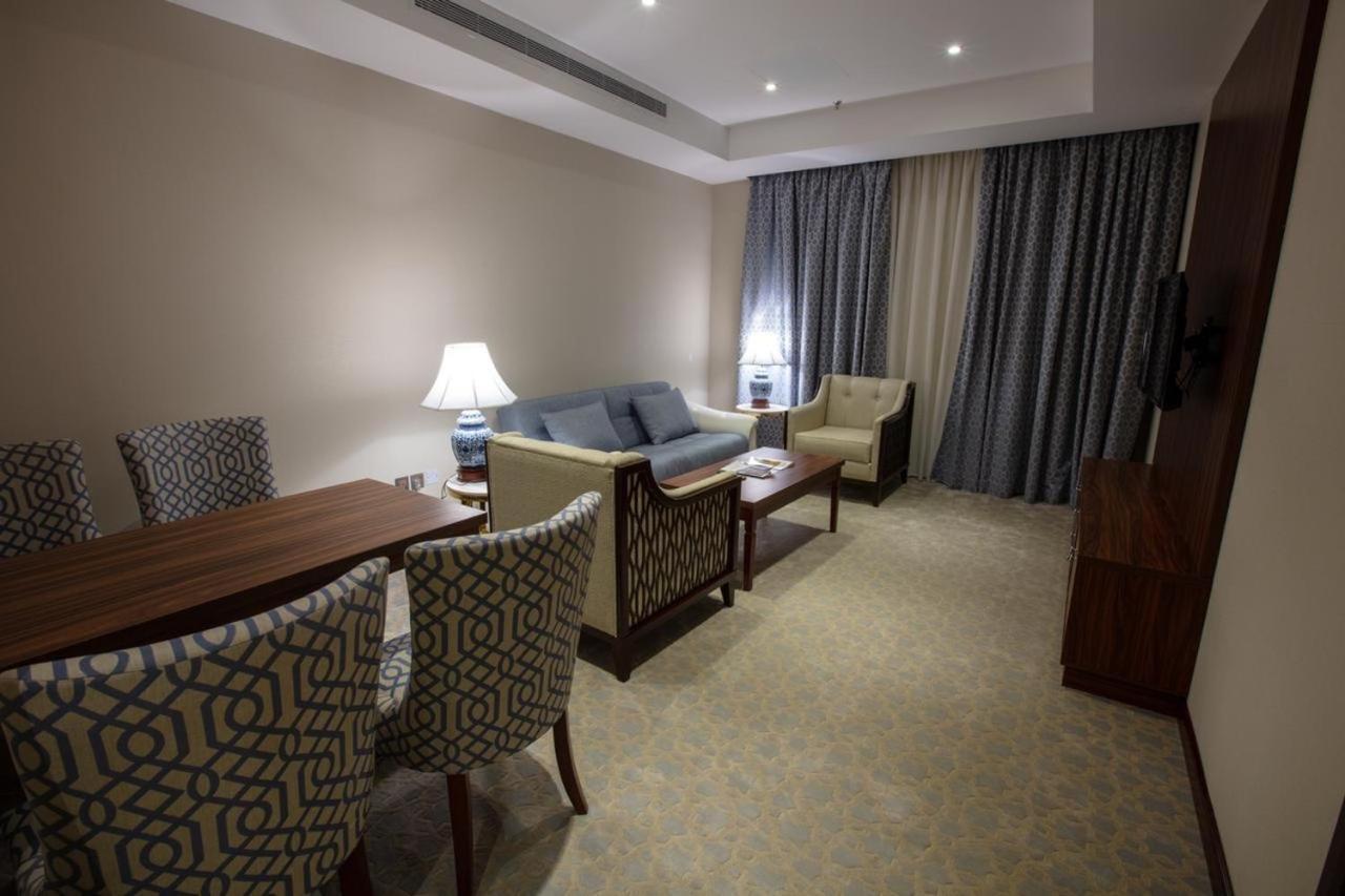 Seasons Park- Mawasim Al Hay At Hotel 제다 외부 사진