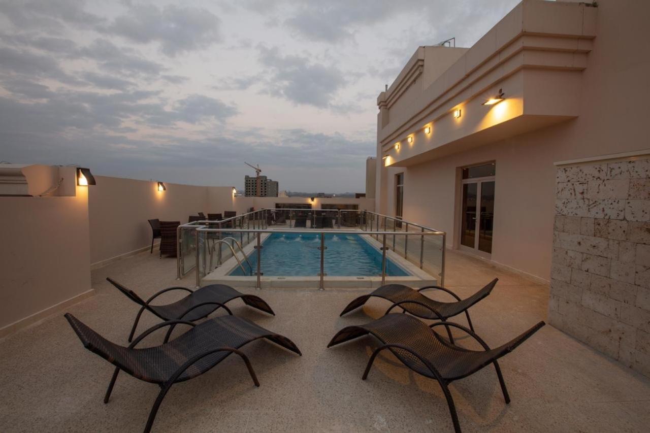 Seasons Park- Mawasim Al Hay At Hotel 제다 외부 사진